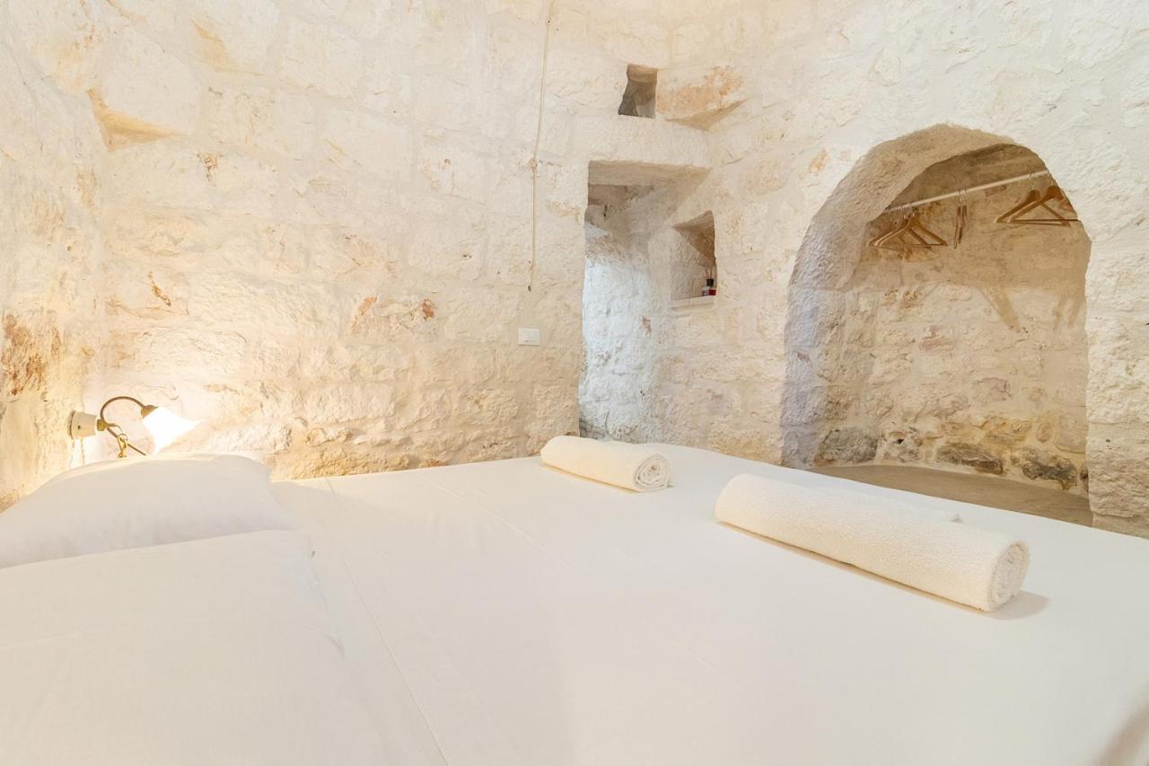 Trullo Carsico By Itriahomes Ceglie Messapica Extérieur photo