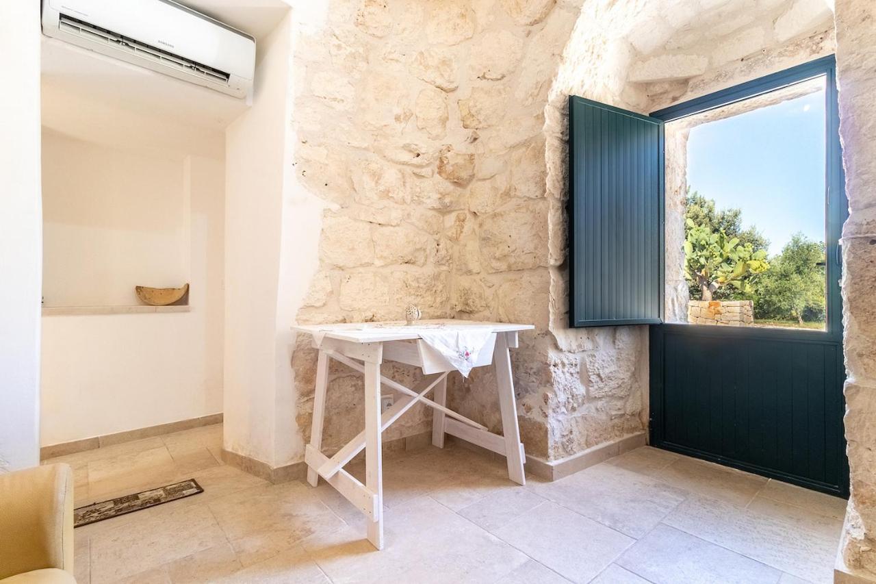 Trullo Carsico By Itriahomes Ceglie Messapica Extérieur photo