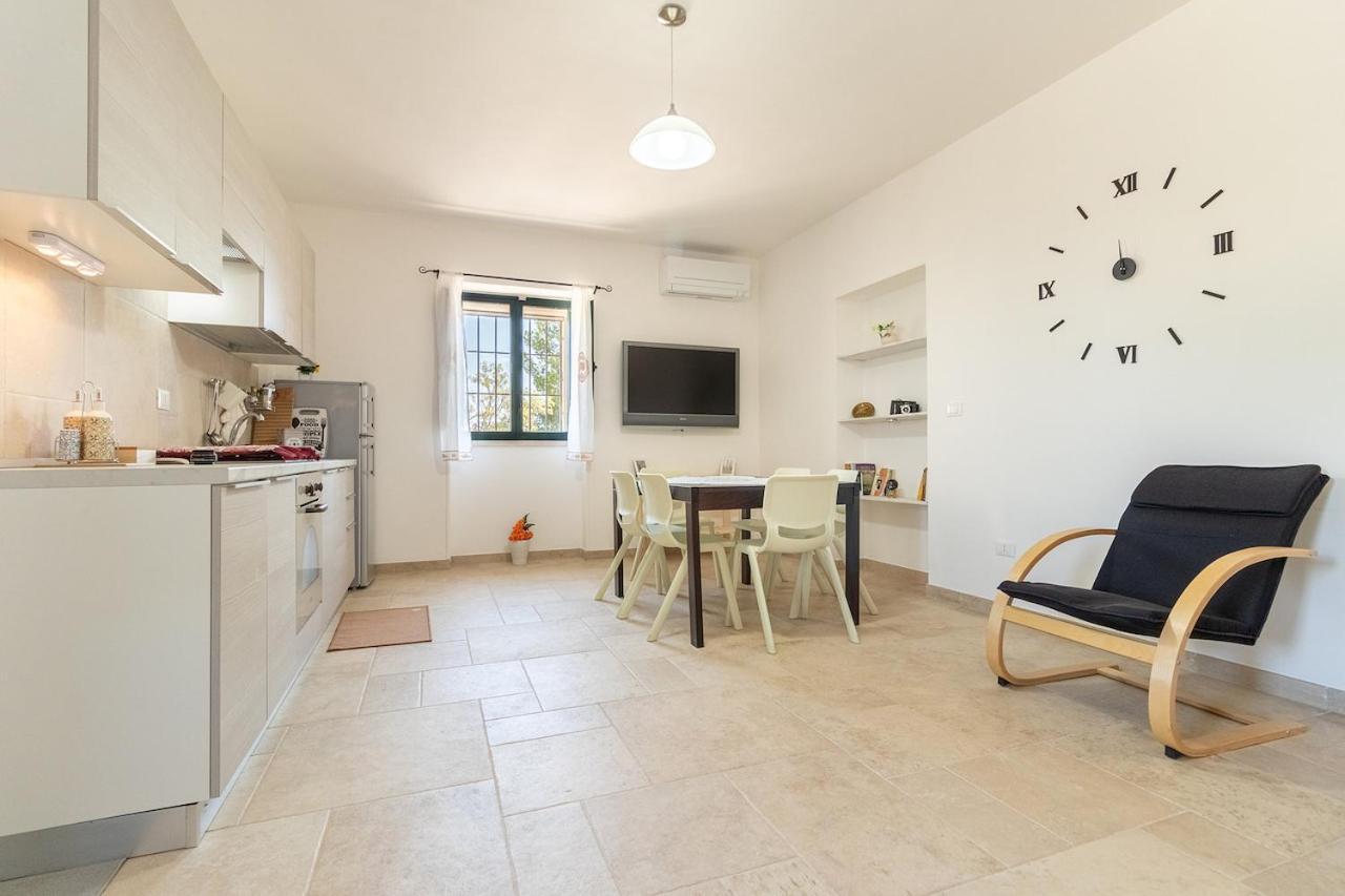 Trullo Carsico By Itriahomes Ceglie Messapica Extérieur photo