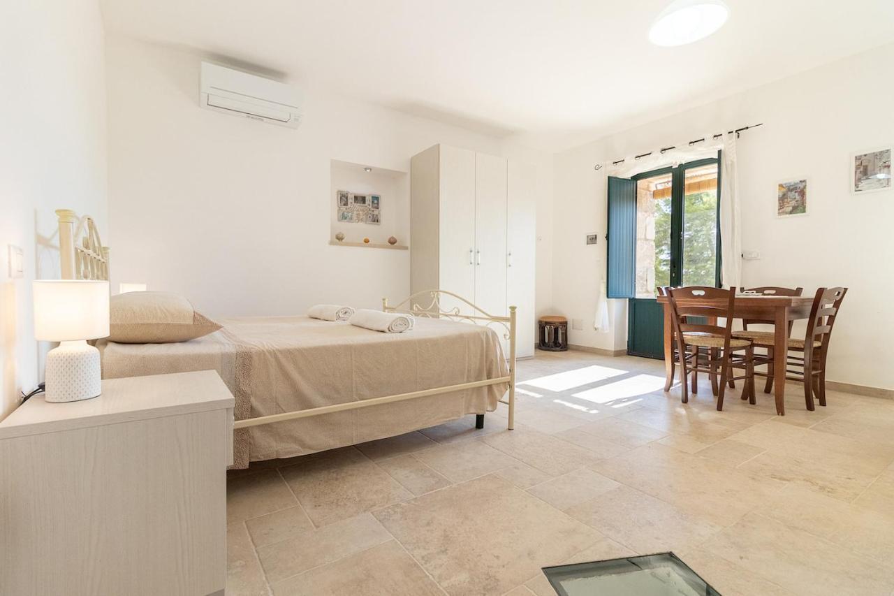 Trullo Carsico By Itriahomes Ceglie Messapica Extérieur photo